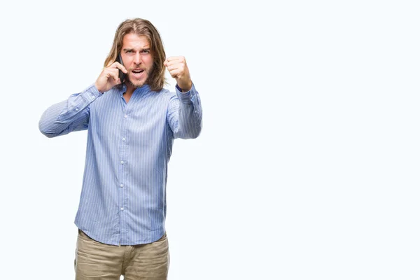 Joven Hombre Guapo Con Pelo Largo Sobre Fondo Aislado Hablando —  Fotos de Stock