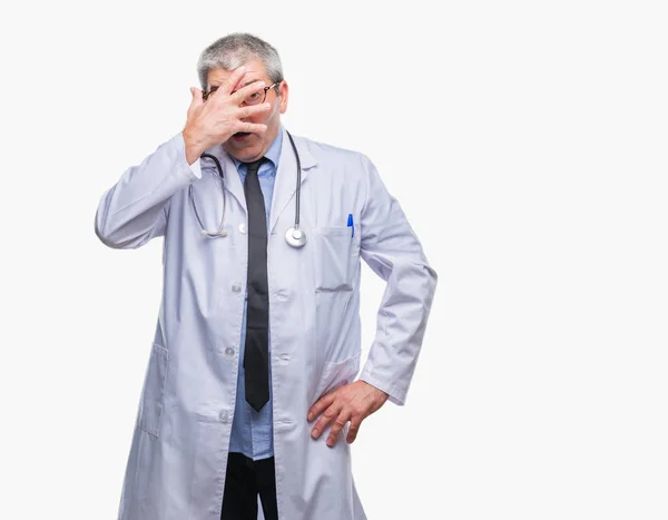 Handsome Senior Doctor Man Isolated Background Peeking Shock Covering Face — Stock Photo, Image