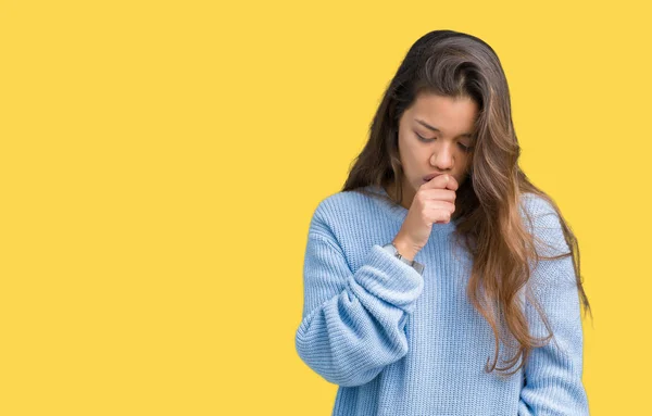 Junge Schöne Brünette Frau Blauem Winterpullover Über Isoliertem Hintergrund Fühlt — Stockfoto