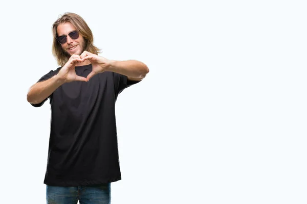 Joven Hombre Guapo Con Pelo Largo Con Gafas Sol Sobre —  Fotos de Stock