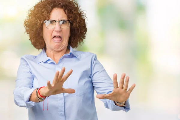 Hermosa Mujer Negocios Senior Mediana Edad Con Gafas Sobre Fondo — Foto de Stock