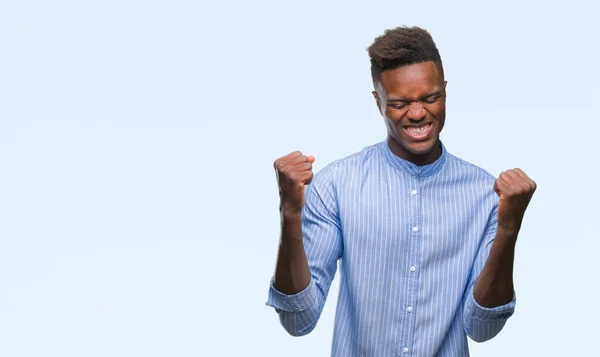 Joven Hombre Negocios Afroamericano Sobre Fondo Aislado Muy Feliz Emocionado —  Fotos de Stock