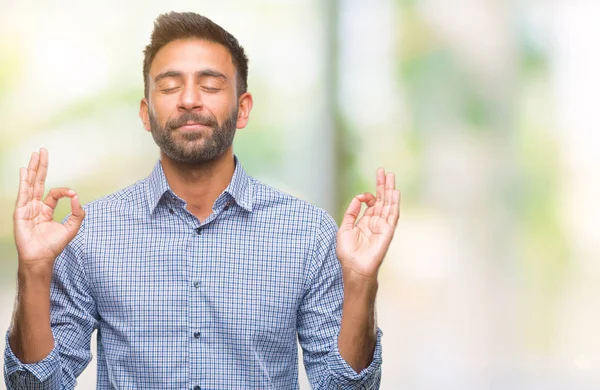 Erwachsener Hispanischer Mann Mit Isoliertem Hintergrund Entspannt Und Lächelnd Mit — Stockfoto