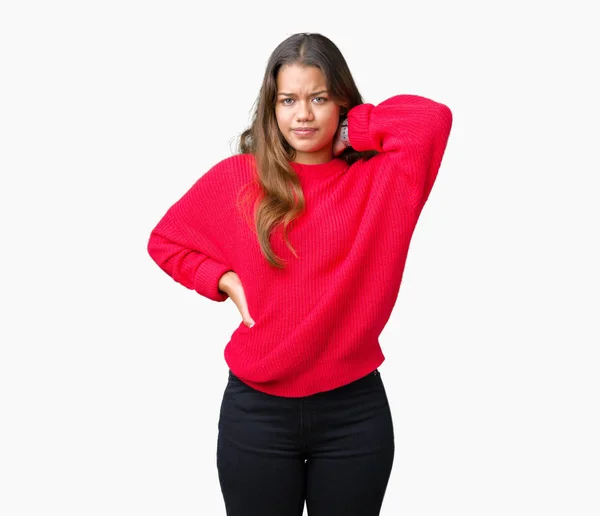 Μελαχρινή Νεαρή Όμορφη Γυναίκα Φοράει Κόκκινο Χειμώνα Πουλόβερ Πάνω Από — Φωτογραφία Αρχείου