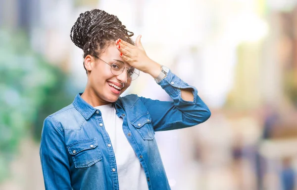 Jonge Gevlochten Haar Afrikaanse Amerikaans Meisje Dragen Bril Geïsoleerde Achtergrond — Stockfoto