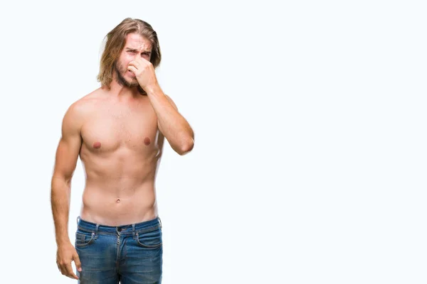 Homem Sem Camisa Bonito Jovem Com Cabelos Longos Mostrando Corpo — Fotografia de Stock