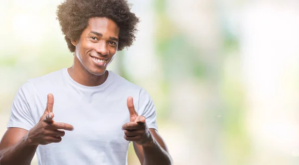 Afro Amerikansk Man Över Isolerade Bakgrund Pekande Fingrar Till Kamera — Stockfoto