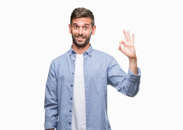 Homem Bonito Jovem Vestindo Shirt Branca Sobre Fundo Isolado Sorrindo — Fotografia de Stock