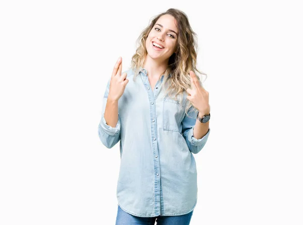 Hermosa Joven Rubia Sobre Fondo Aislado Sonriendo Cruzando Los Dedos — Foto de Stock