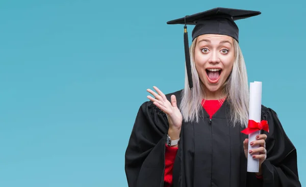 Junge Blonde Frau Uniform Mit Hochschulabschluss Vor Isoliertem Hintergrund Sehr — Stockfoto