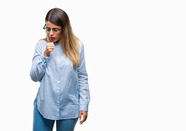 Jovem Mulher Negócios Bonita Usando Óculos Sobre Fundo Isolado Sentindo — Fotografia de Stock