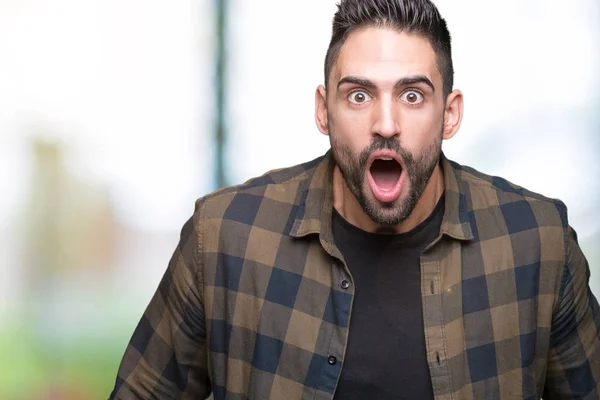 Joven Hombre Guapo Sobre Fondo Aislado Miedo Conmocionado Con Expresión — Foto de Stock