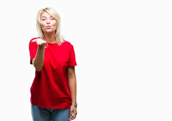 Jonge Mooie Blonde Vrouw Met Rode Shirt Geïsoleerde Achtergrond Kijken — Stockfoto