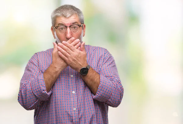 Beau Vieil Homme Portant Des Lunettes Sur Fond Isolé Choqué — Photo