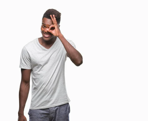 Genç Afro Amerikan Adam Gülümsüyor Parmakları Ile Mutlu Yüz Üzerinden — Stok fotoğraf