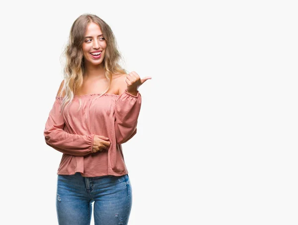 Linda Jovem Loira Sobre Fundo Isolado Sorrindo Com Rosto Feliz — Fotografia de Stock