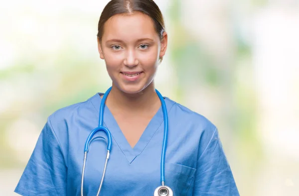 Giovane Donna Medico Caucasico Indossa Uniforme Medica Sfondo Isolato Con — Foto Stock