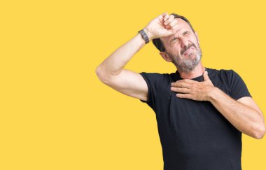 Yakışıklı orta yaş ağarmış komuta sizde izole arka plan dokunmadan üzerinde hastalık ve ateş, grip ve soğuk, virüs hasta için alın