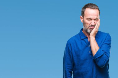 Orta yaş ağarmış komuta sizde düşünme, yorgun ve bıkkın arıyor 