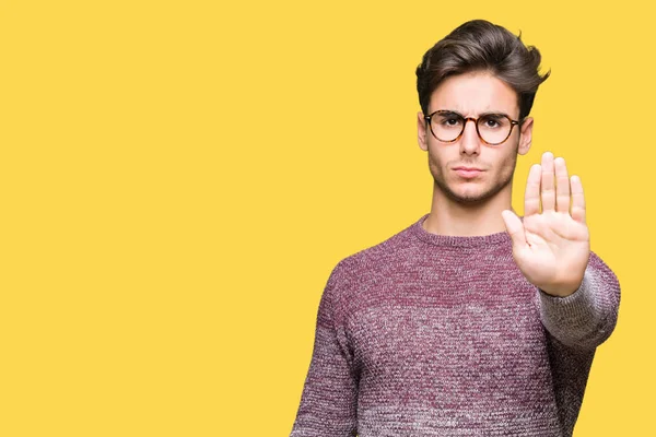 Joven Hombre Guapo Con Gafas Sobre Fondo Aislado Haciendo Dejar —  Fotos de Stock