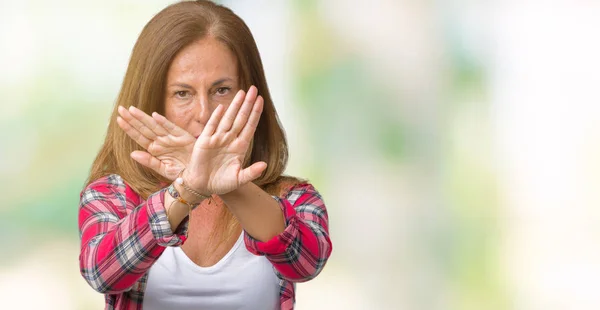 Hermosa Mujer Mediana Edad Vistiendo Sobre Fondo Aislado Expresión Rechazo — Foto de Stock