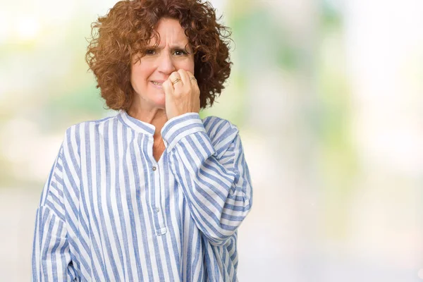 Hermosa Mujer Mediana Edad Ager Usando Camisa Azul Marino Sobre — Foto de Stock