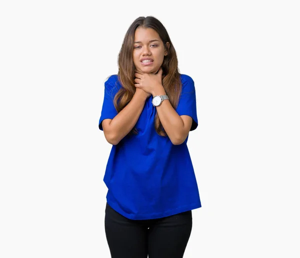 Jonge Mooie Brunette Vrouw Dragen Blauw Shirt Geïsoleerde Achtergrond Schreeuwen — Stockfoto