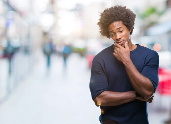 Afro Αμερικανός Άνδρας Πάνω Από Απομονωμένες Υπόβαθρο Σκέψης Ψάχνει Κουρασμένος — Φωτογραφία Αρχείου