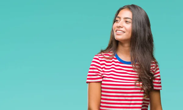 Joven Mujer Árabe Hermosa Sobre Fondo Aislado Mirando Lado Con —  Fotos de Stock