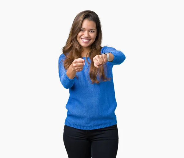 Junge Schöne Brünette Frau Trägt Blauen Pullover Über Isoliertem Hintergrund — Stockfoto