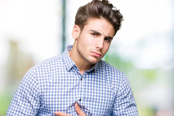 Joven Hombre Negocios Guapo Sobre Fondo Aislado Con Mano Estómago —  Fotos de Stock