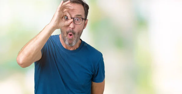 Gutaussehender Älterer Herr Mittleren Alters Der Eine Brille Über Isoliertem — Stockfoto