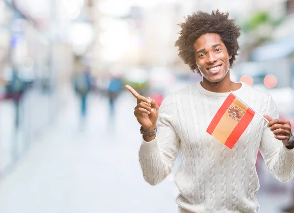 Afro Américain Drapeau Espagne Sur Fond Isolé Très Heureux Pointant — Photo