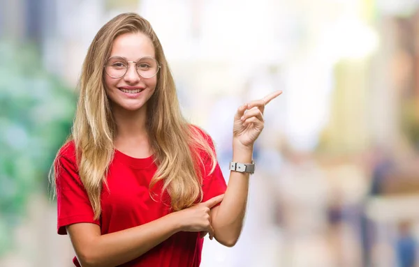 Joven Mujer Rubia Hermosa Con Gafas Sobre Fondo Aislado Con —  Fotos de Stock