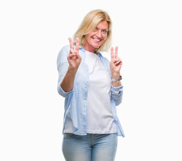 Middle Age Blonde Woman Isolated Background Smiling Looking Camera Showing — Stock Photo, Image