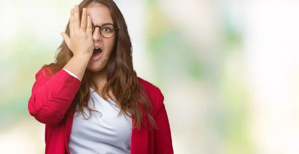 Hermosa Mujer Negocios Joven Tamaño Grande Con Chaqueta Elegante Gafas —  Fotos de Stock