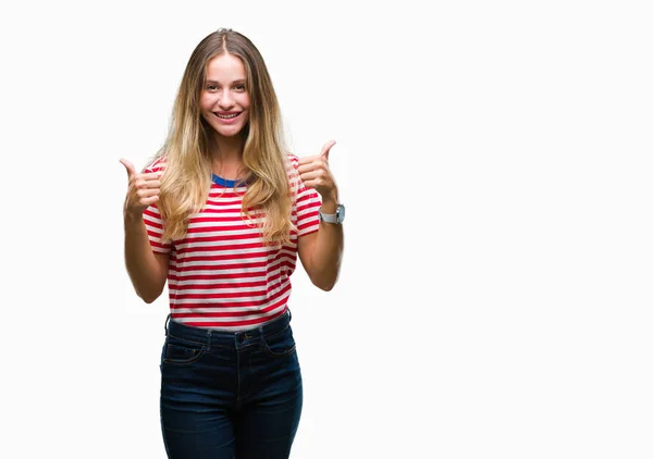 Jovem Bela Mulher Loira Sobre Isolado Sinal Sucesso Fundo Fazendo — Fotografia de Stock