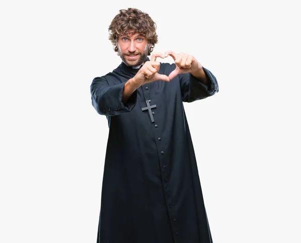 Hezký Hispánský Katolický Kněz Muž Izolované Pozadí Úsměvem Lásce Zobrazující — Stock fotografie