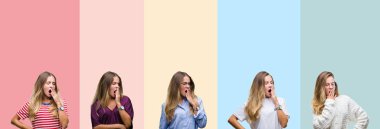 Kolaj renkli çizgili güzel genç kadın bir arka plan ağız el ile kapsayan yorgun esneme sıkılmış izole. Restless ve uyku hali.