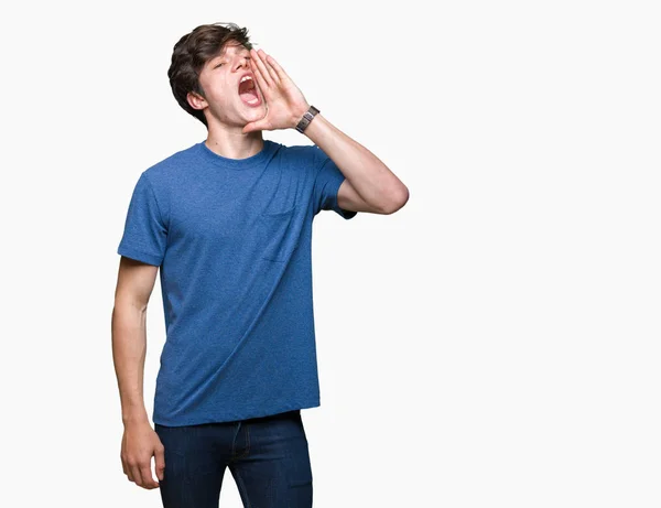 Jonge Knappe Man Blauw Shirt Dragen Geïsoleerde Achtergrond Schreeuwen Schreeuwen — Stockfoto