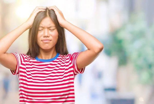 Genç Asyalı Kadın Çünkü Umutsuz Stresli Baş Ağrısı Acı Izole — Stok fotoğraf