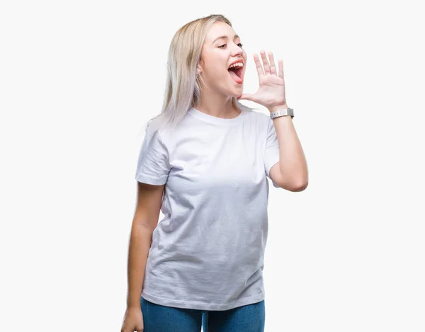Young Blonde Woman Isolated Background Shouting Screaming Loud Side Hand — Stock Photo, Image