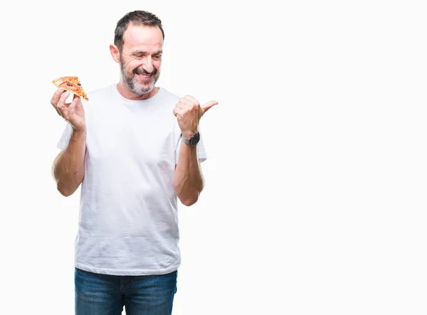 Middelbare Leeftijd Hoary Senior Man Eten Pizza Slice Geïsoleerde Achtergrond — Stockfoto