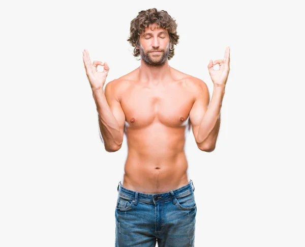 Bello Ispanico Modello Uomo Sexy Senza Maglietta Sfondo Isolato Rilassarsi — Foto Stock