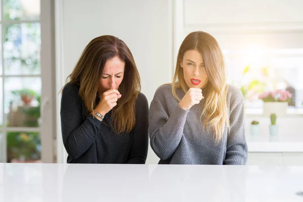 Beautiful Family Mother Daughter Together Home Feeling Unwell Coughing Symptom — Stock Photo, Image