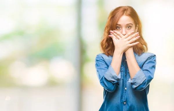 Young Beautiful Woman Isolated Background Shocked Covering Mouth Hands Mistake — Stock Photo, Image