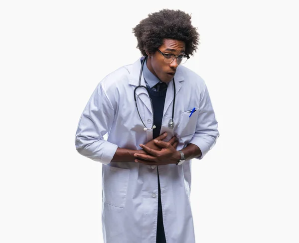 Afro Americano Medico Uomo Sfondo Isolato Con Mano Sullo Stomaco — Foto Stock