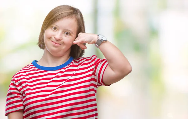 Giovane Donna Adulta Con Sindrome Sfondo Isolato Sorridente Facendo Gesto — Foto Stock