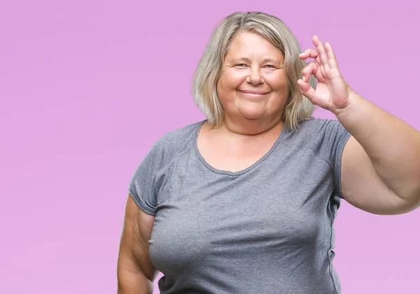 Senior Más Tamaño Mujer Caucásica Sobre Fondo Aislado Sonriendo Positiva — Foto de Stock