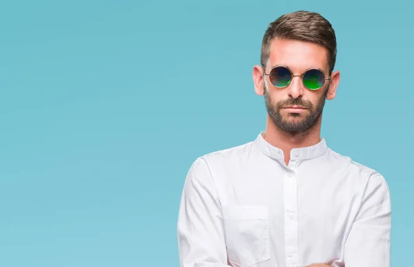 Joven Hombre Guapo Con Gafas Sobre Fondo Aislado Escéptico Nervioso — Foto de Stock